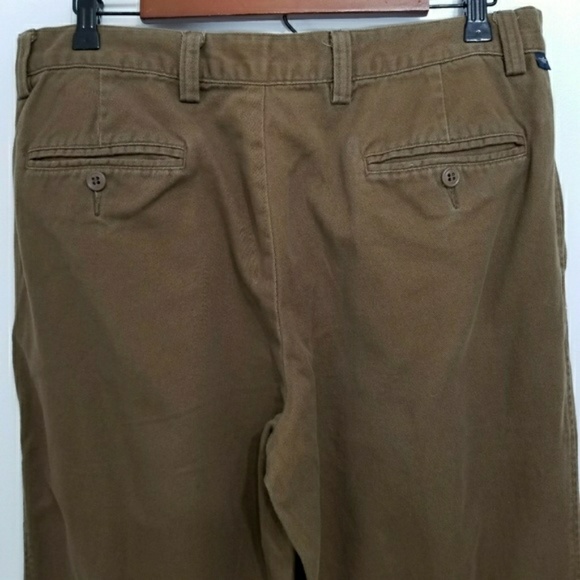 Dockers Men's Pleated Classic Fit Khaki Pants - Picture 6 of 6